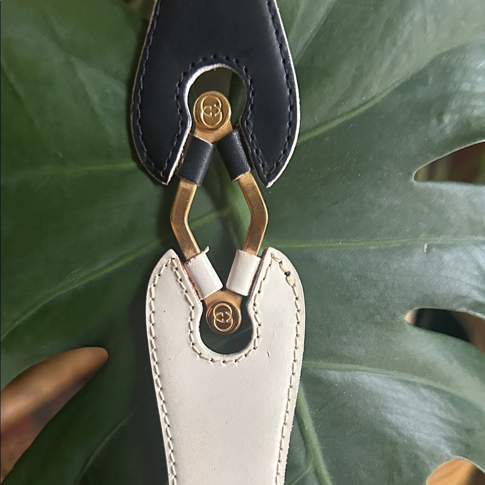 Rear 1970’s Gucci Italy Women’s Belt HARDWARE